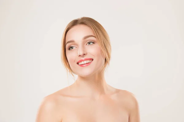 Bella faccia da ragazza. Pelle perfetta — Foto Stock