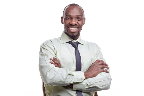 Retrato de guapo joven africano negro sonriente hombre —  Fotos de Stock