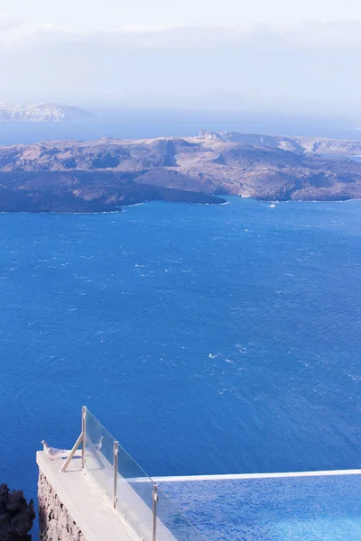 Ege Deniz Manzaralı doğayla volkanik, Yunanistan, Santorini — Stok fotoğraf