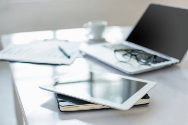 Soyut Office Masaüstü