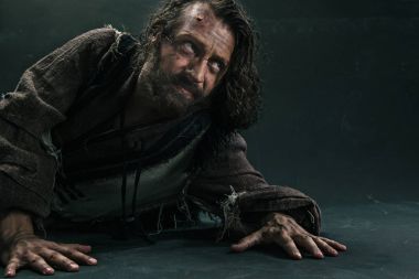 Aktör olarak makyaj, fakir bir adam