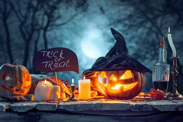 Halloween pumpkins on blue background — Stock Photo, Image