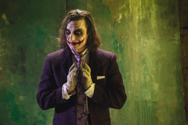Kanlı Halloween Tema: deli maniak yüz