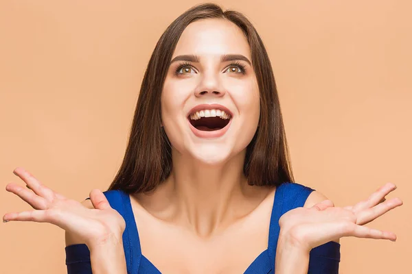 The young womans portrait with happy emotions — Stock Photo, Image