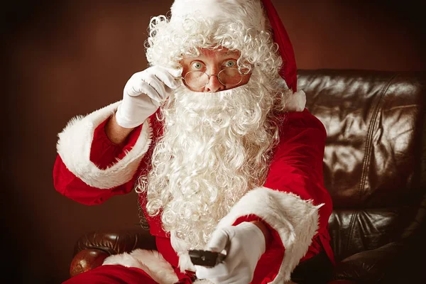 Πορτρέτο του ανθρώπου σε Santa Claus κοστούμι — Φωτογραφία Αρχείου