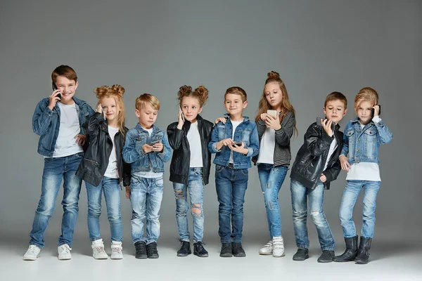 Grupo de niños Studio Concept — Foto de Stock