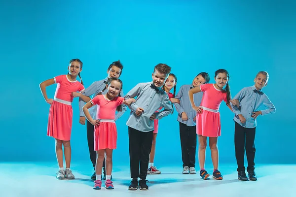 Çocuklar dans okulu, bale, hiphop, sokak, funky ve modern dansçılar