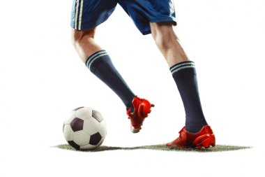 Beyaz arka plan üzerinde izole bir beyaz futbol oyuncu adam