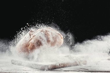 Tablo yakın çekim taze ekmek