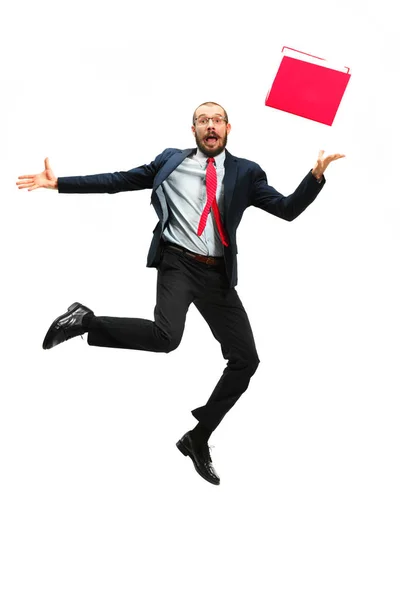 Roliga glada affärsman hoppa i luften över vit bakgrund — Stockfoto