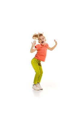 Çocuklar dans okulu, bale, hiphop, sokak, funky ve modern dansçılar
