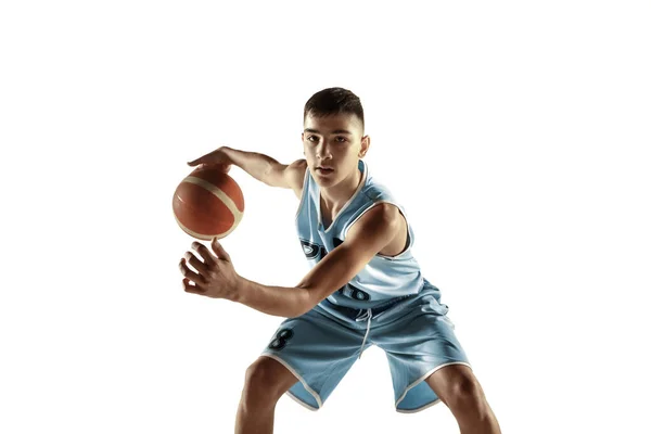 Retrato completo de un joven jugador de baloncesto con pelota — Foto de Stock