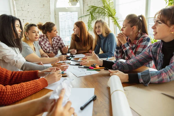 Young people discussing about women rights and equality at the office — Stock Photo, Image