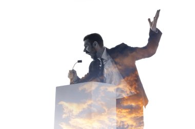 Beyaz arkaplan üzerine siyasetçi konuşması sırasında konuşmacı, koç veya başkan