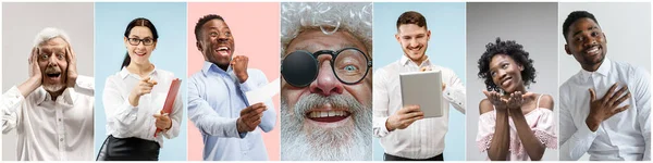 Emocional Santa Claus y su séquito saludo con Año Nuevo a — Foto de Stock