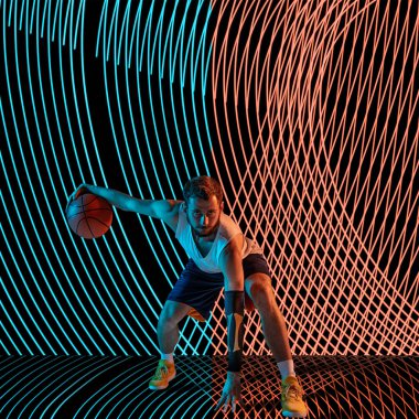 Karanlık neon ışıklı arka planda yaratıcı spor ve neon dalgaları