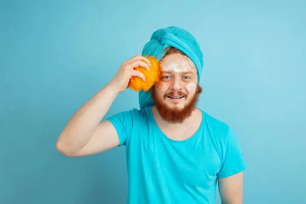 Portrait of young caucasian man in his beauty day and skin care routine — Stock Photo, Image