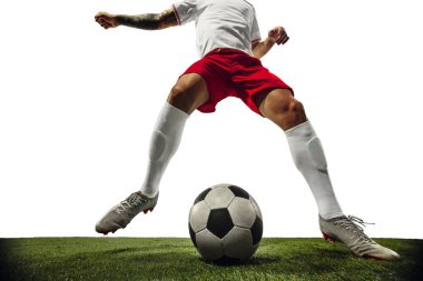 Beyaz zemin üzerinde futbol veya futbolcu - hareket, eylem, aktivite konsepti