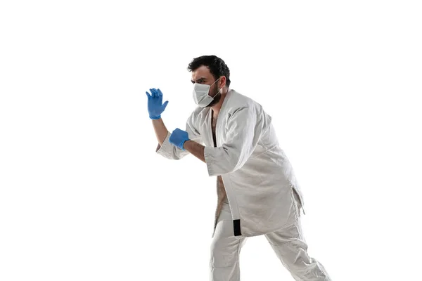 Αθλητής με προστατευτική μάσκα, έννοια απεικόνισης θεραπεία coronavirus — Φωτογραφία Αρχείου