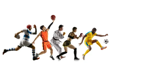 Молодые и эмоциональные спортсмены бегают и прыгают на белом фоне, флаер с копирайтом — стоковое фото
