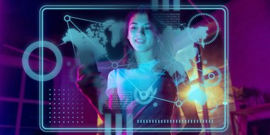 Modern teknoloji ve dijital katman etkisini iş, finans, ekonomi stratejisi kavramı olarak kullanan kadın