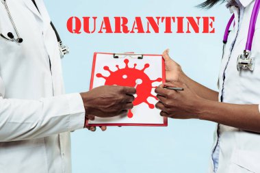 Doktorlar koronavirüsün durmasını, karantinaya alınmasını ve aktif vakalarda tedavi edilmesini söylüyor.