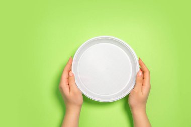 Çevre dostu yaşam - polimerler, plastik eşyalar organik analoglarla değiştirilebilir.