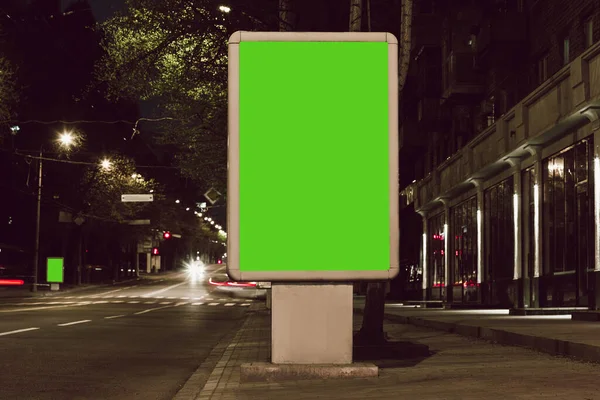 Luz da cidade em branco para publicidade na cidade ao redor, copyspace para o seu texto, imagem, design — Fotografia de Stock