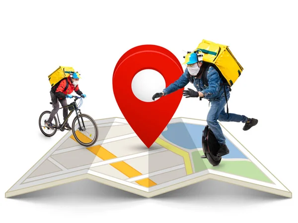 Hemleverans, matinköp via Internet. Leverantörer på enhjuling och cykel anländer till någon adress över hela världen på kartan med din beställning. — Stockfoto