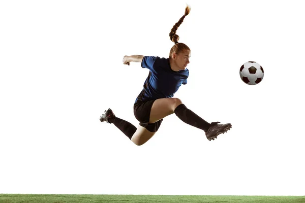 Ženský fotbal, fotbalista kopající míč, trénink v akci a pohyb s jasnými emocemi izolované na bílém pozadí — Stock fotografie