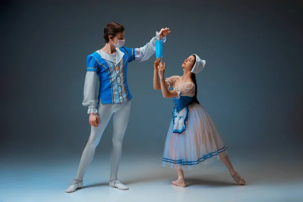 Young and graceful ballet dancers as Cinderella fairytail characters. — Stock Photo, Image