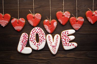 Gingerbreads Sevgililer günü için Festival dekorasyon.