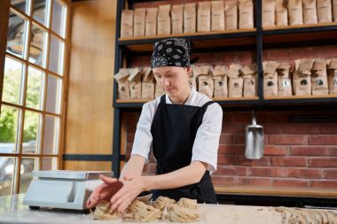 Kadın şekillendirme taglatellein kafe