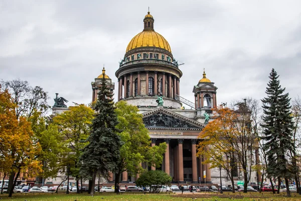 St. Petersburg 'daki St. Isaac Katedrali