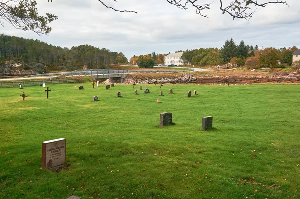 Otoño noruego en el cementerio — Foto de Stock