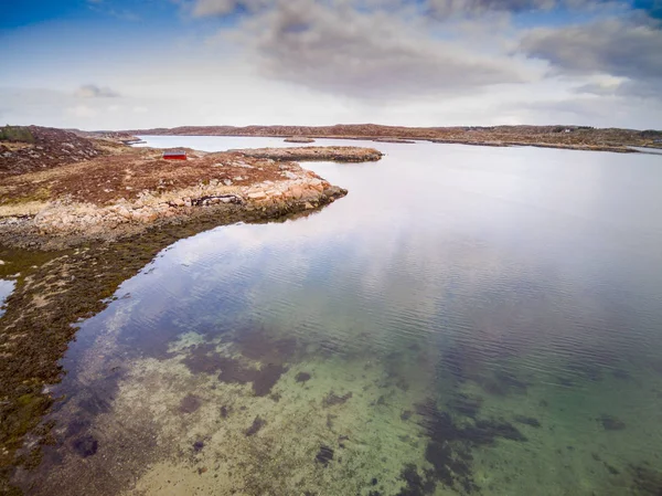 Widok z lotu ptaka wybrzeża przechwycone przez drone w Norwegii — Zdjęcie stockowe