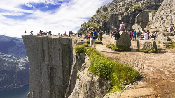 Preikestolen ou rocher de la chaire, Norvège — Photo