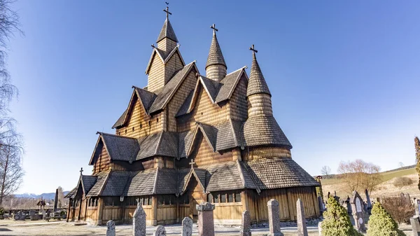 Old wooden Heddal stavkirke in Norway — Stock Photo, Image