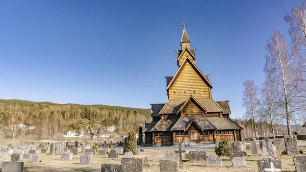 Antiguo stavkirke de madera de Heddal en Noruega — Foto de Stock