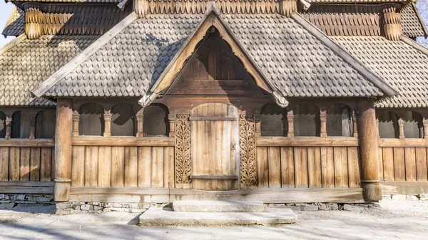 Staré dřevěné stavkirke Heddal v Norsku — Stock fotografie