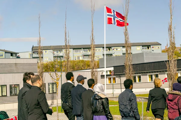 Multinationale parade vakantie van de Noorse grondwet — Stockfoto