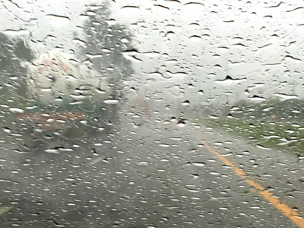 태국, 태풍 날씨, 비가 날씨 운전. — 스톡 사진