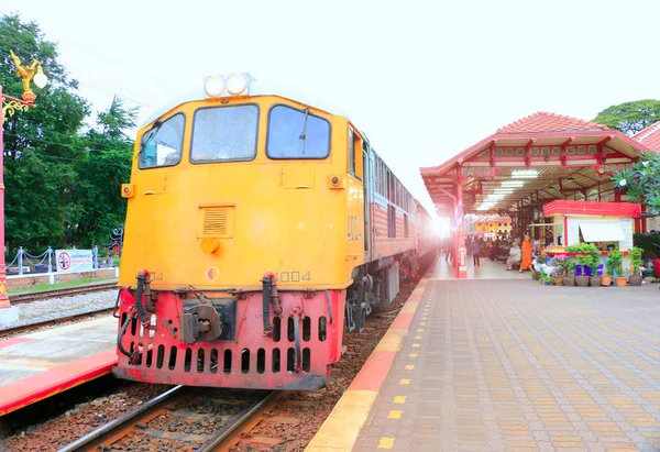 Öffentlicher Bahnhof von Thailand, Wahrzeichen von hua hin -thailand — Stockfoto