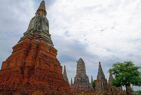 Yaşlılık antik tapınak