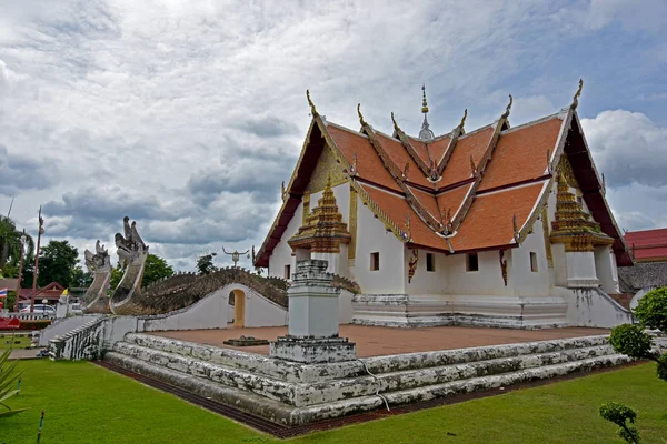 La beauté des temples en Thaïlande — Photo