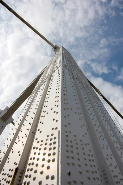 Budapest, Hungary - August 7, 2014. Fragment of the Erzbet bridge in Budapest. Bridges of Budapest - sights of the capital of Hungary — Stock Photo, Image