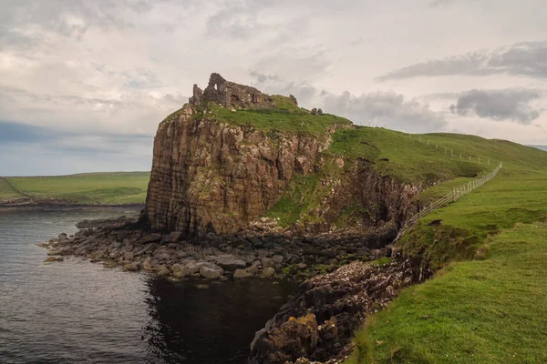 Duntulm kasteel in het noorden van Skye — Stockfoto