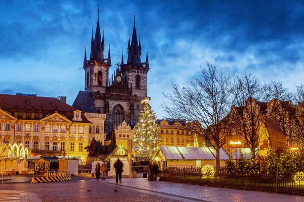 Praça da Cidade Velha de Natal em Praga . — Fotografia de Stock
