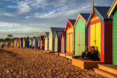 Melbourne kutuları Brighton Plajı'nda yüzme