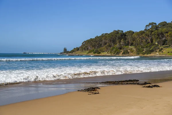 Plajă frumoasă și mare la plaja Lorne — Fotografie, imagine de stoc